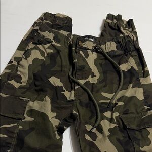Fashion Nova Men's Olive Camo Cargo Pants